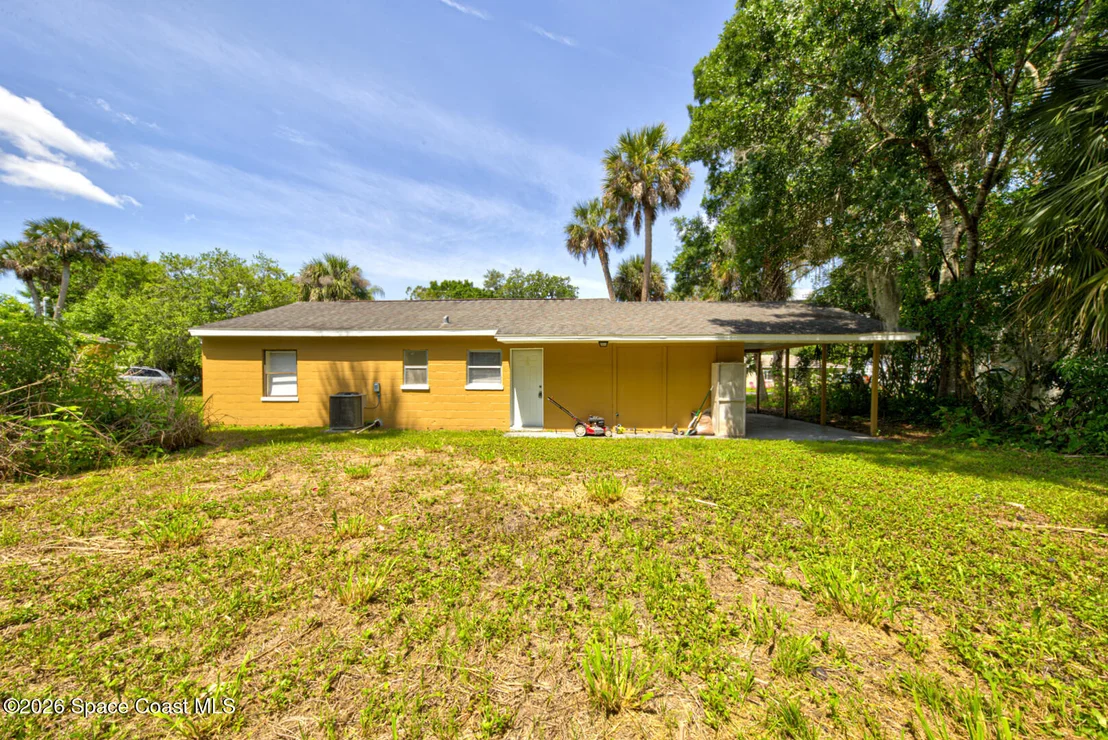Photo of 212 Plumosa Drive