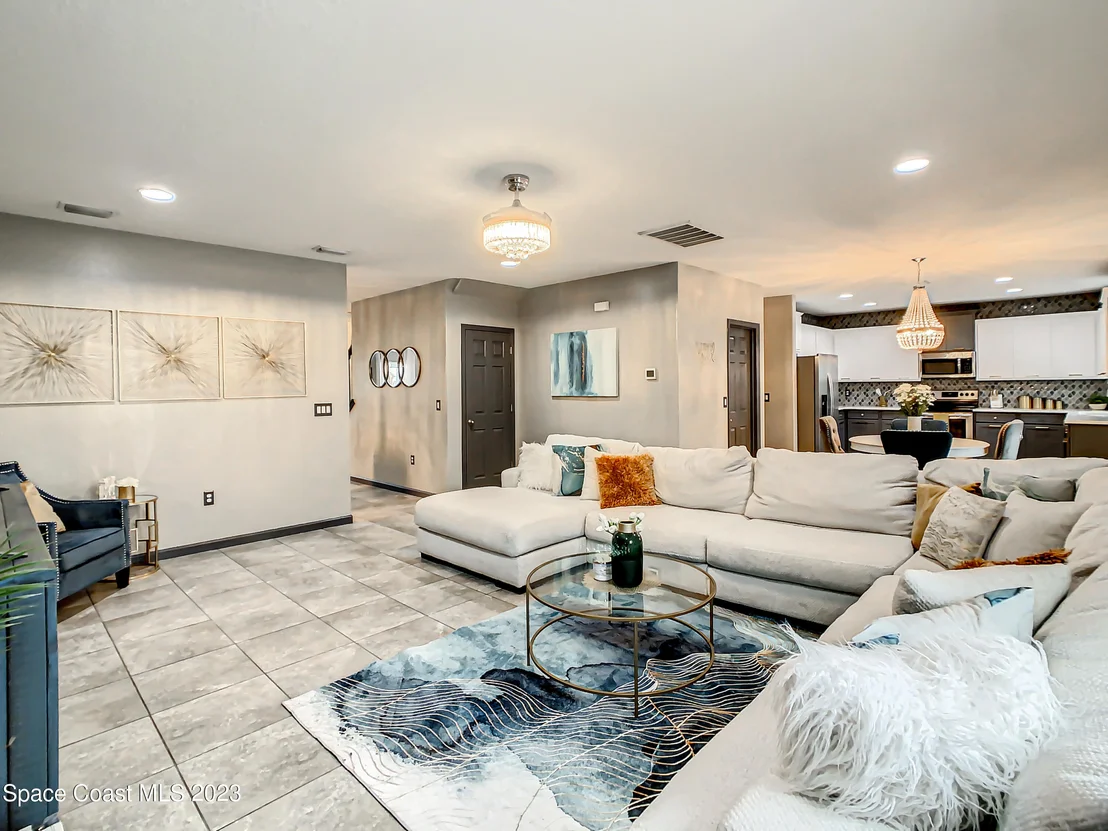 Photo of 690 Fiddleleaf Circle