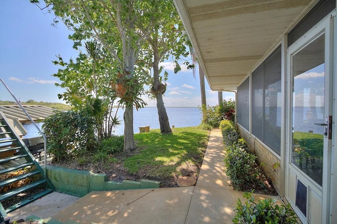 Photo of 846 Egret Road