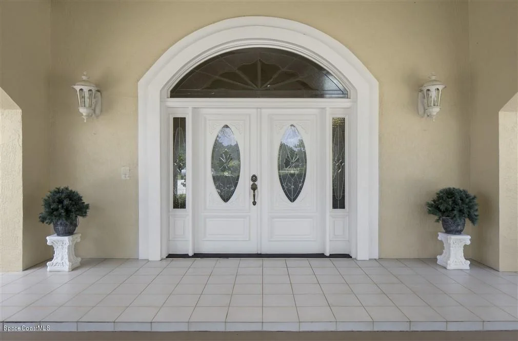 Photo of 490 Pine Needles Court