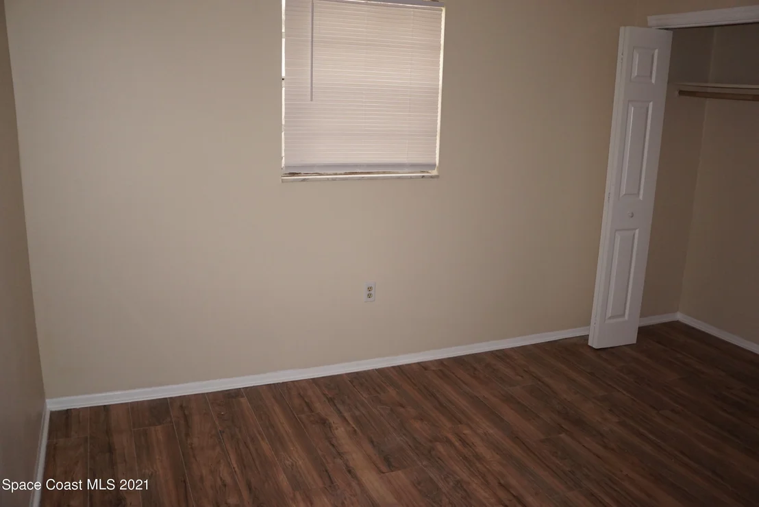 Photo of 1052 Bernice Road