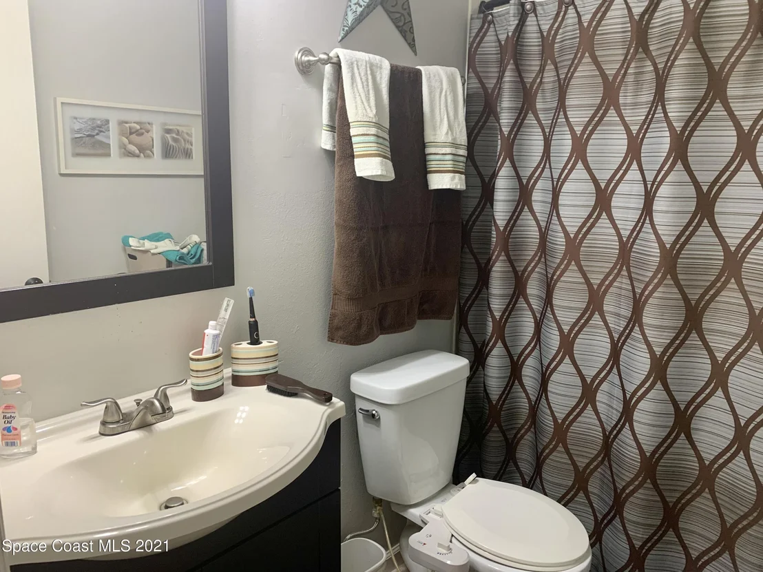 Photo of 805 Dewberry Terrace NE