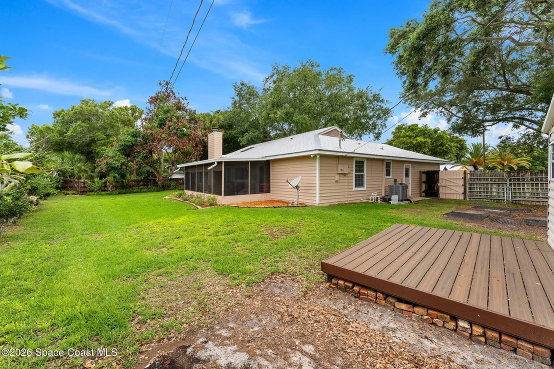 Photo of 2628 Senator Way