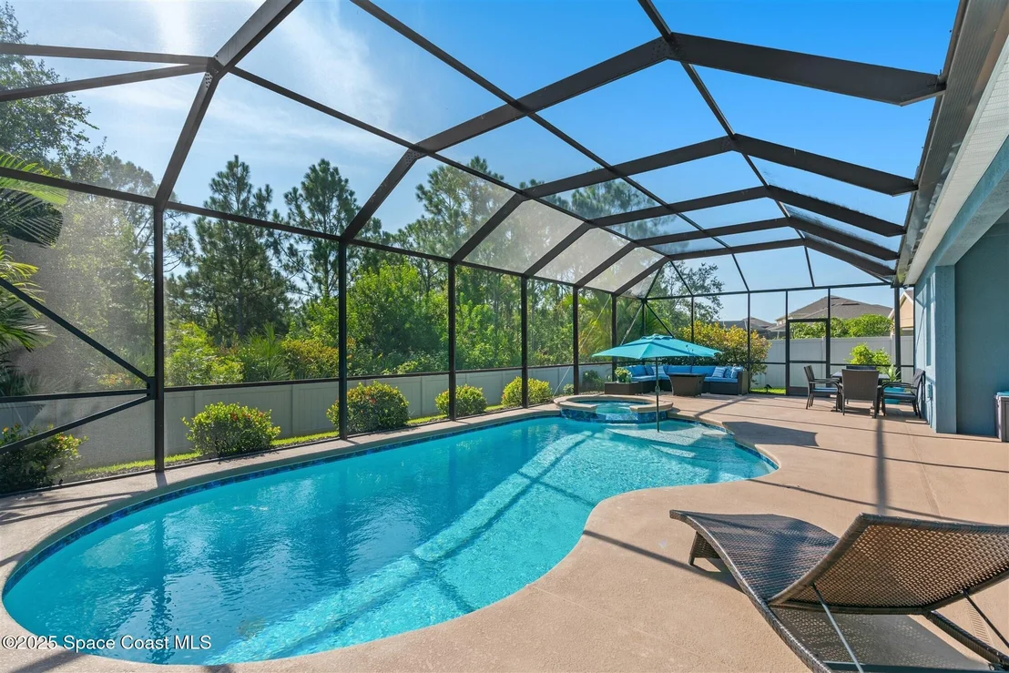 Photo of 541 Stonebriar Drive