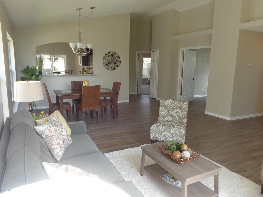 Photo of 3926 Saint Armens Circle
