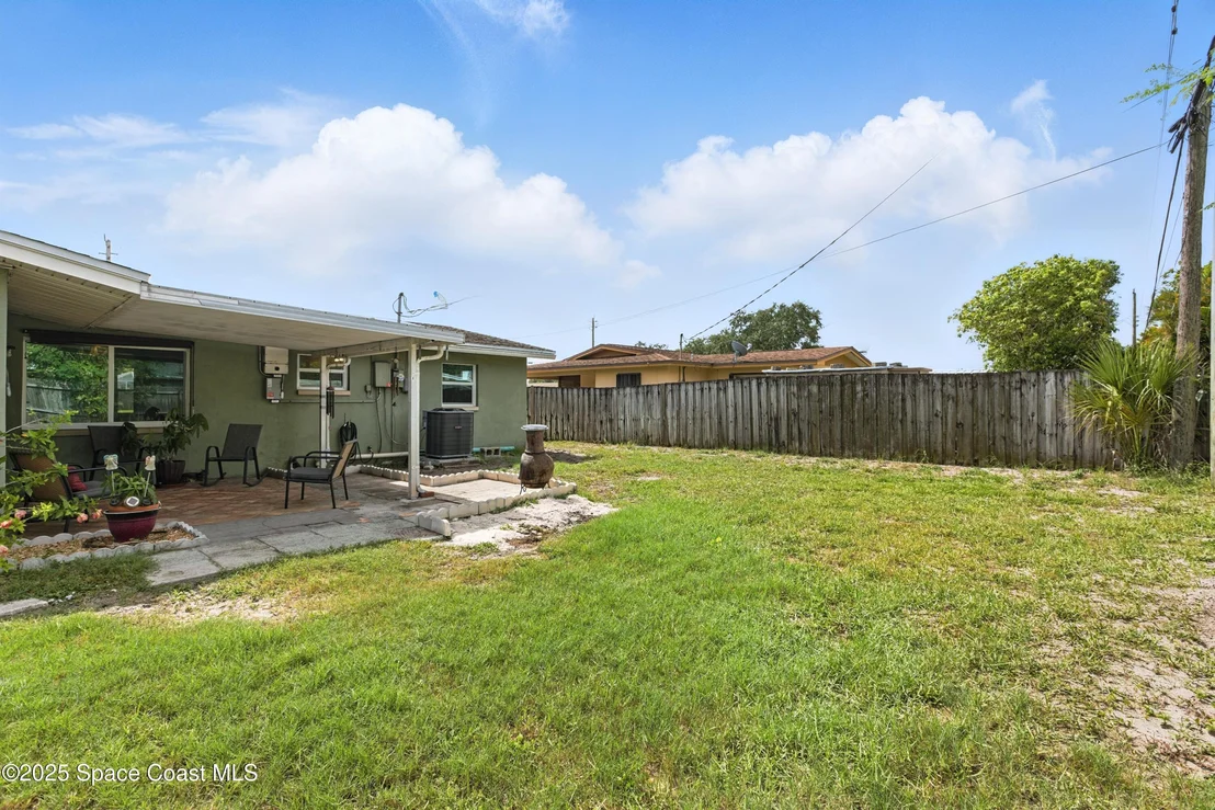 Photo of 582 Croton Road
