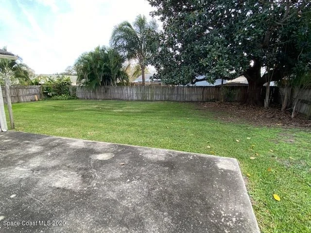 Photo of 2921 Pembroke Road
