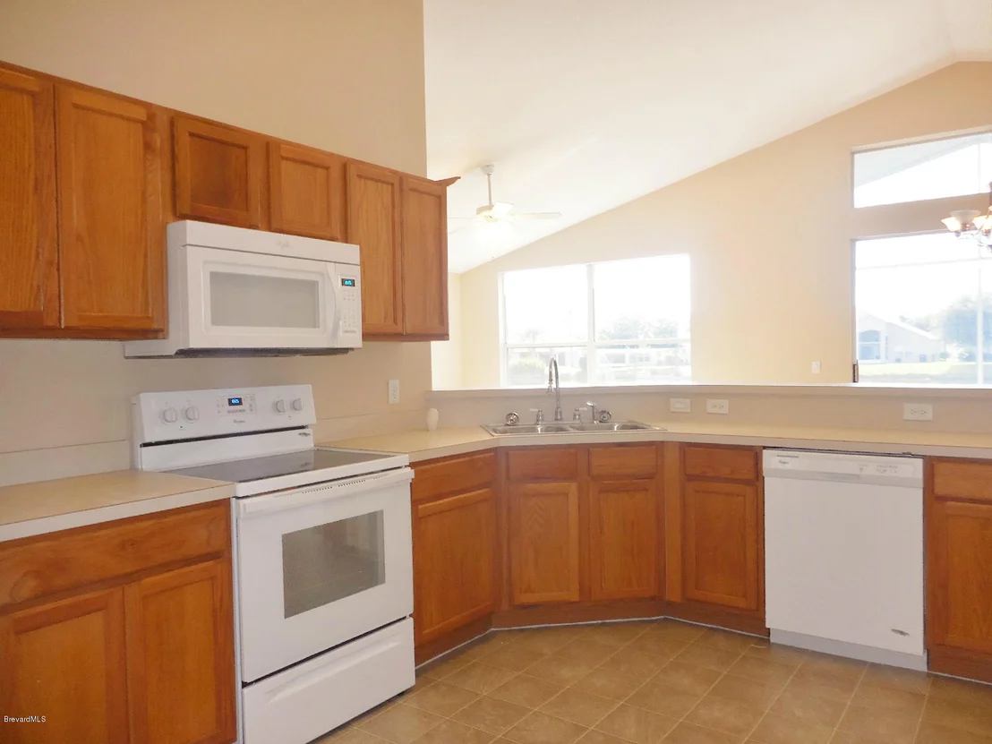 Photo of 1095 Sedgewood Circle