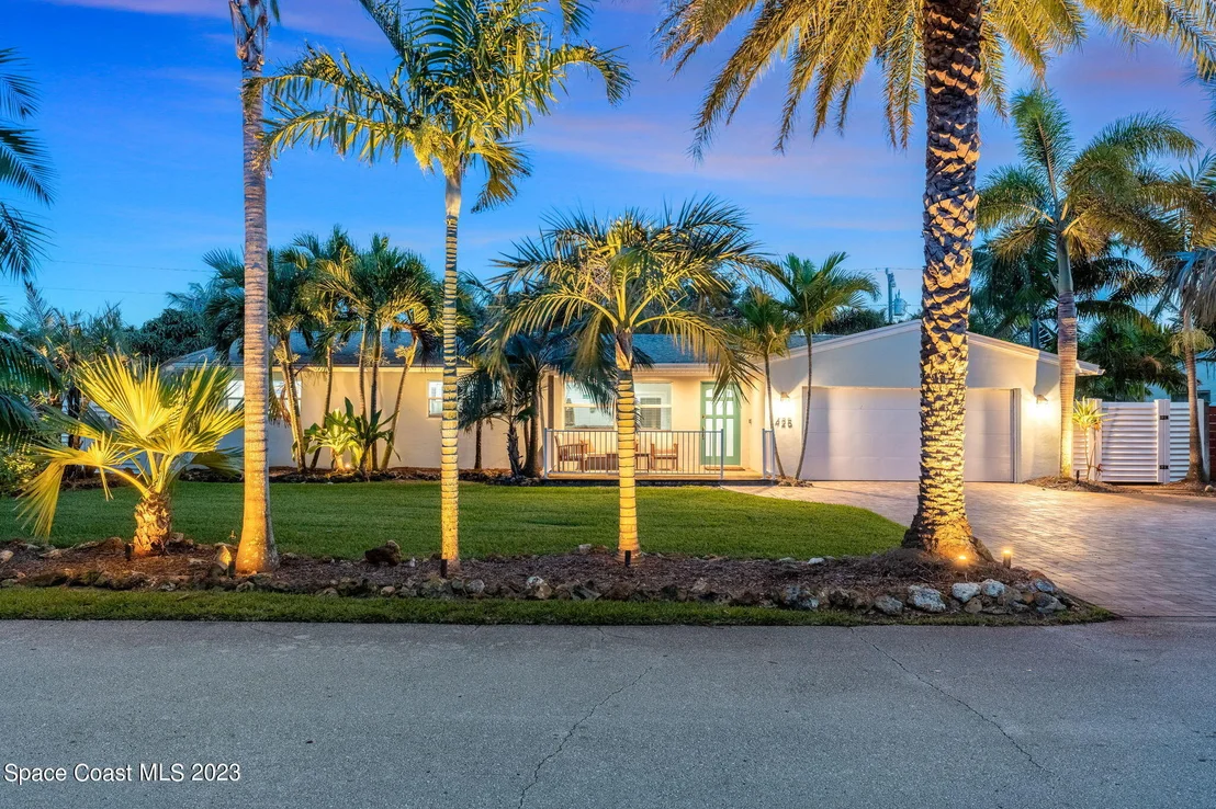 Photo of 425 Cinnamon Drive
