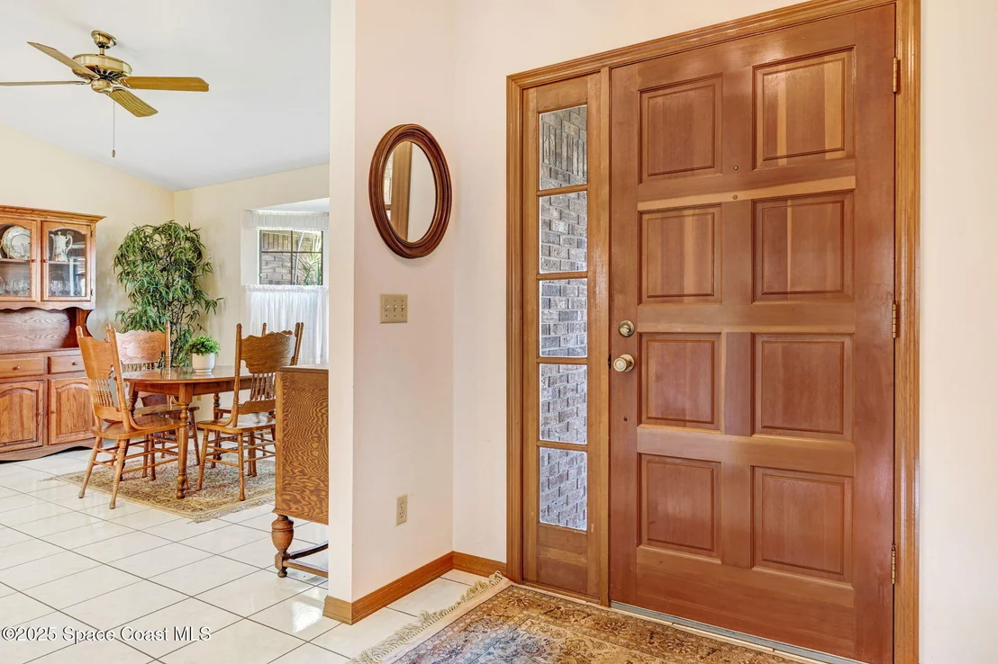 Photo of 2977 Saint Helens Way