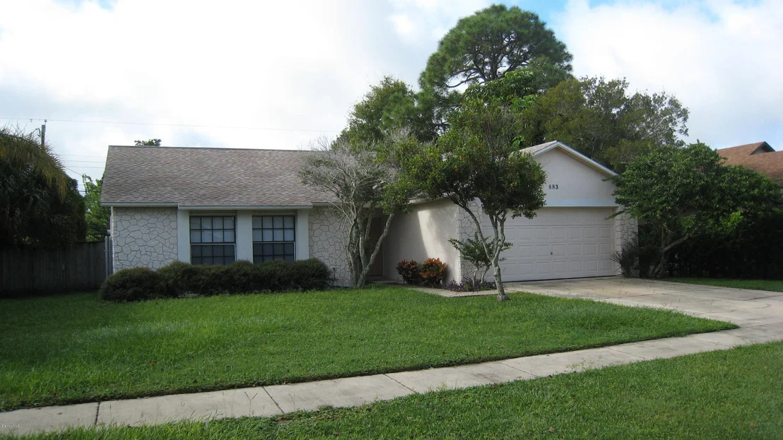 Photo of 883 Yorktowne Drive