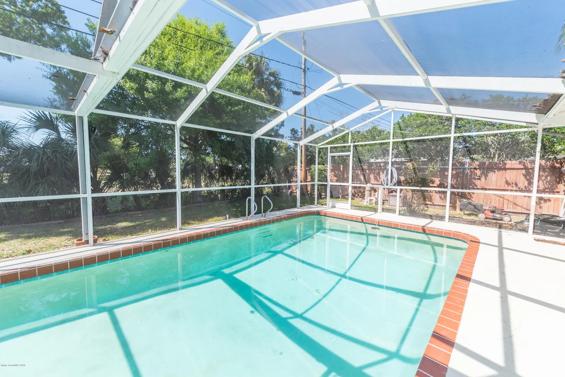 Photo of 1333 Estridge Drive