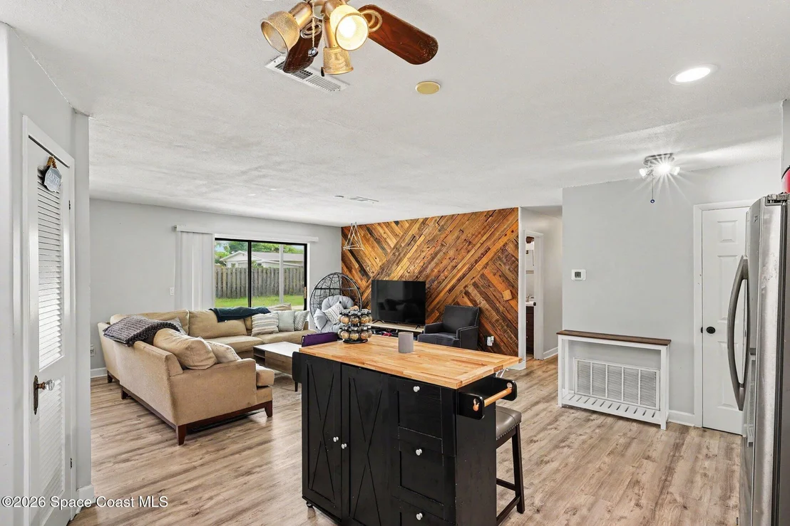 Photo of 1088 Basque Drive