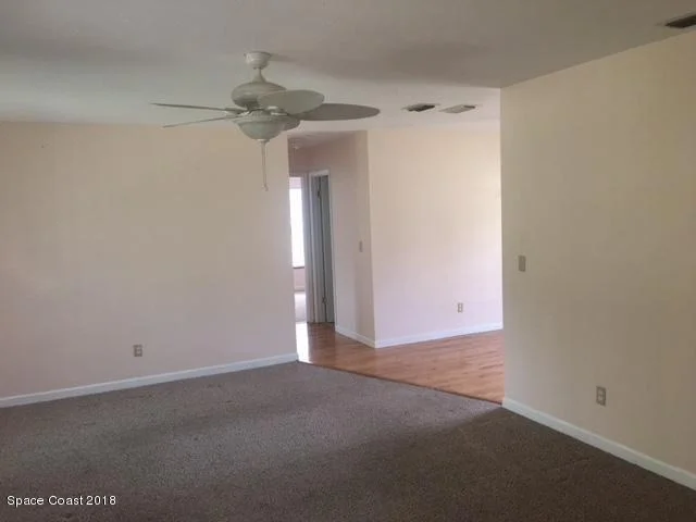 Photo of 280 Allan Lane