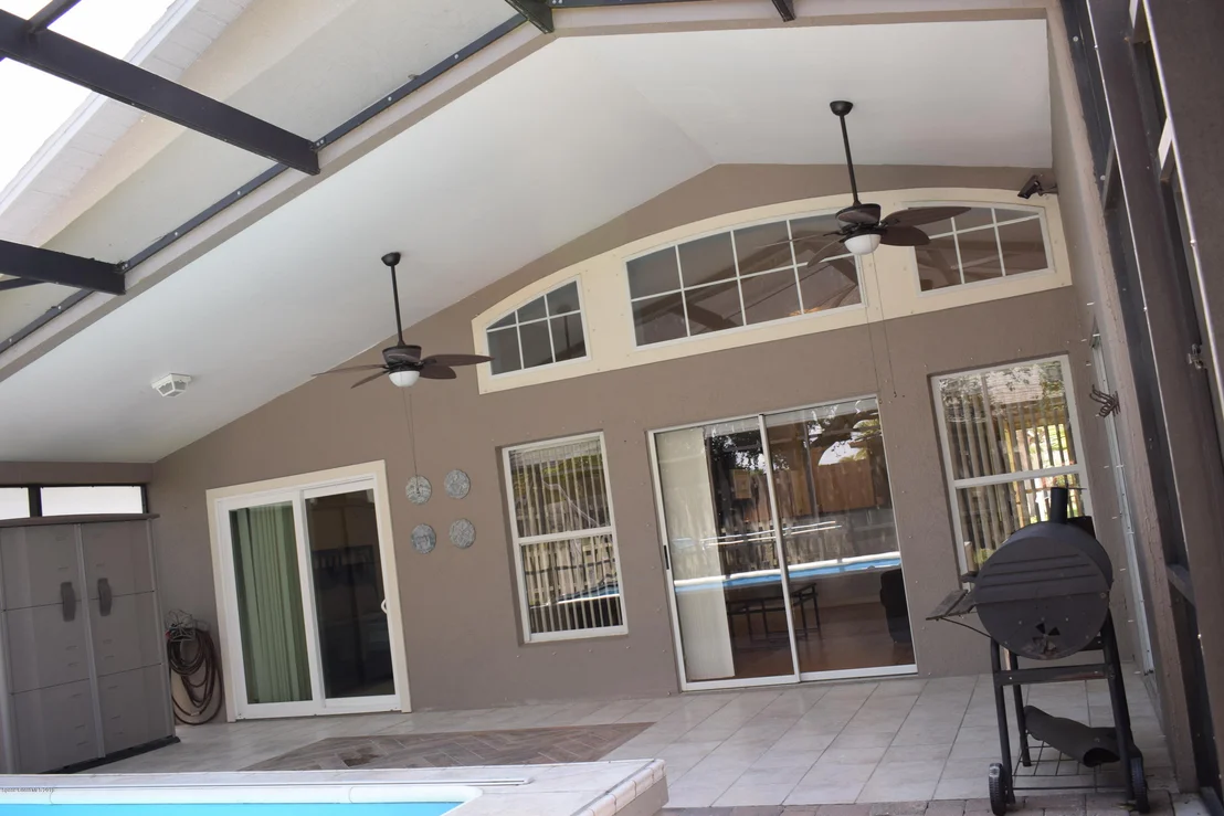 Photo of 8512 Ivanhoe Drive