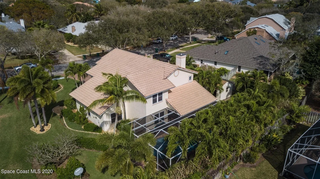 Photo of 569 Hummingbird Drive
