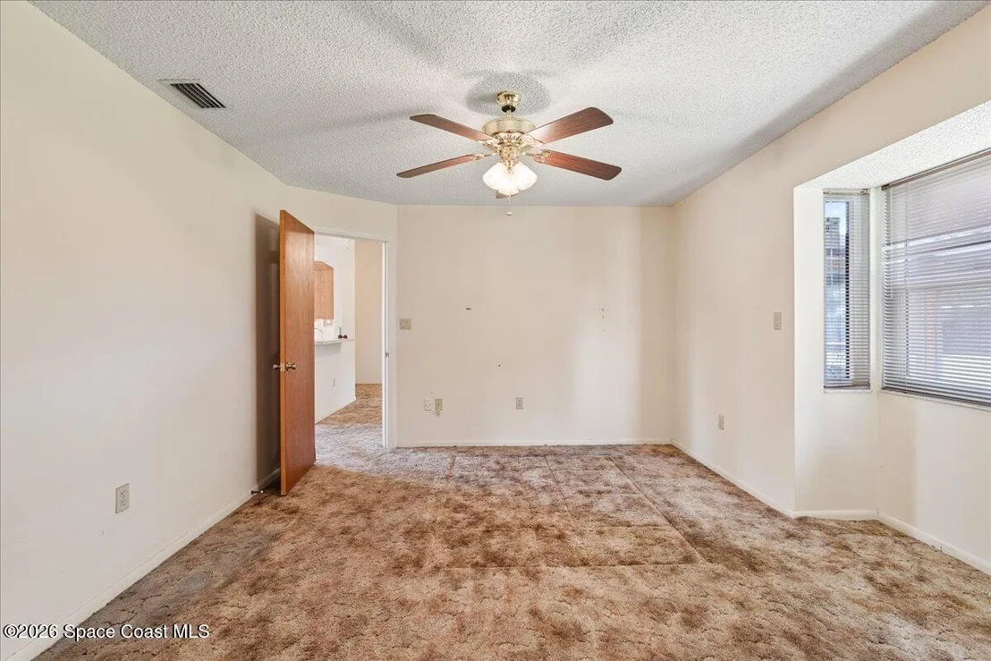Photo of 5665 Hemsing Street