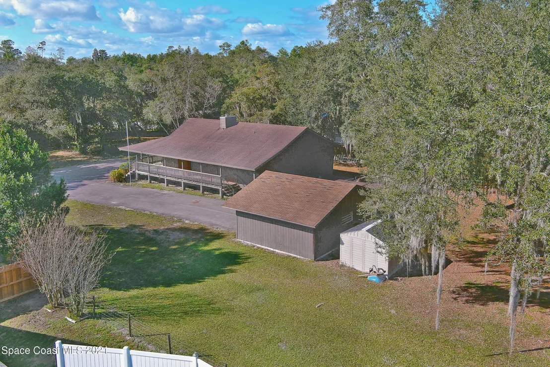 Photo of 1375 War Eagle Boulevard