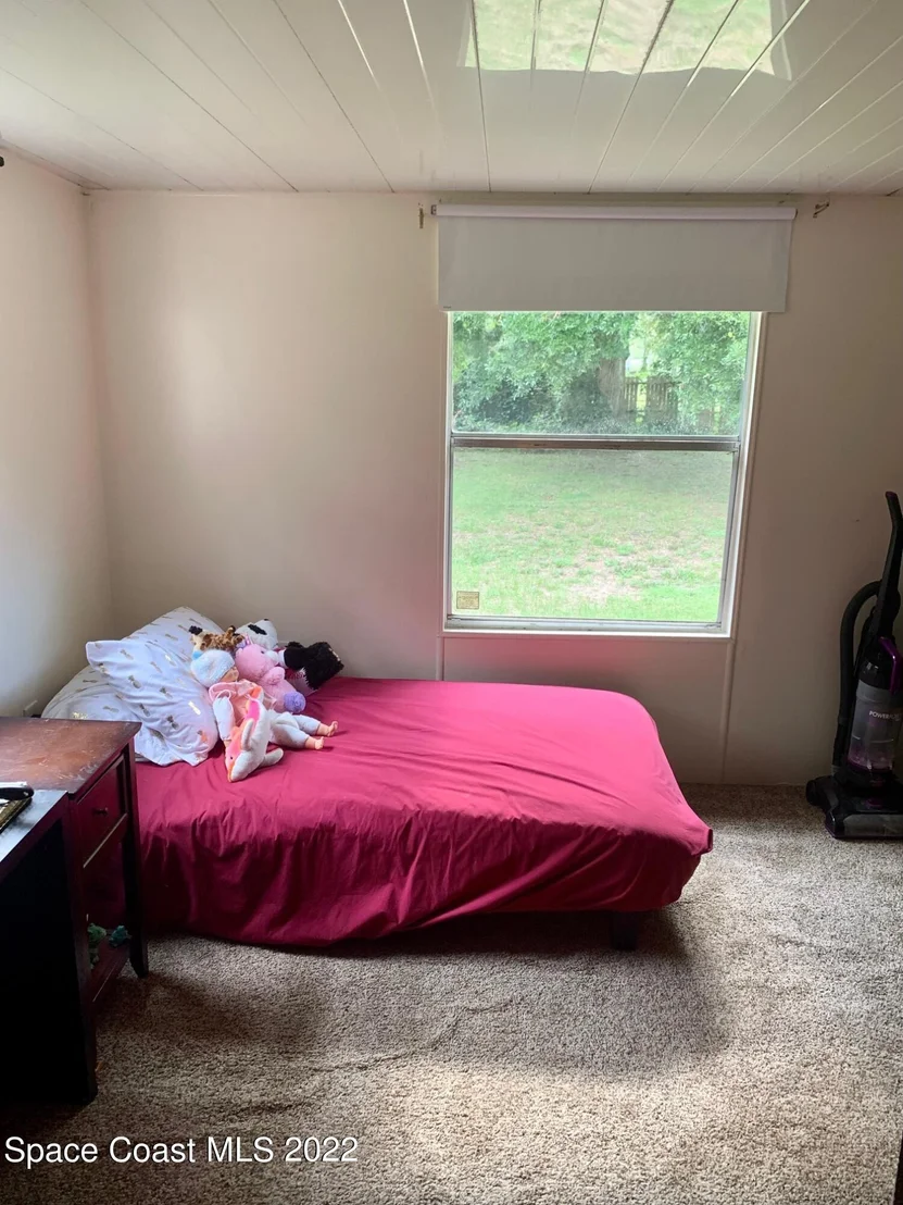 Photo of 3420 Turnbull Road