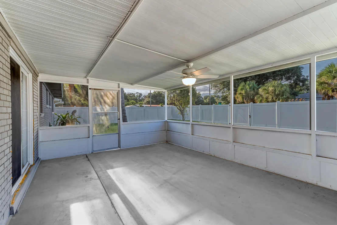 Photo of 2563 Stratford Drive