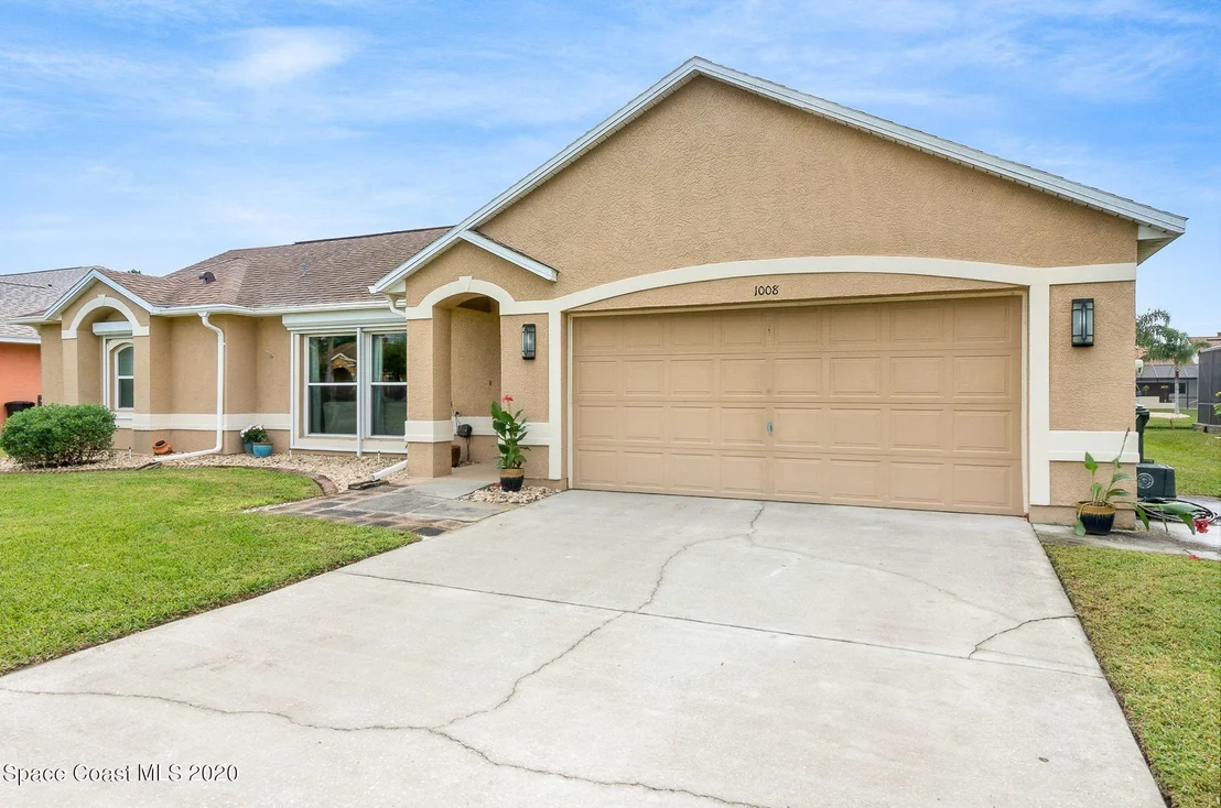 Photo of 1008 SABAL GROVE Drive