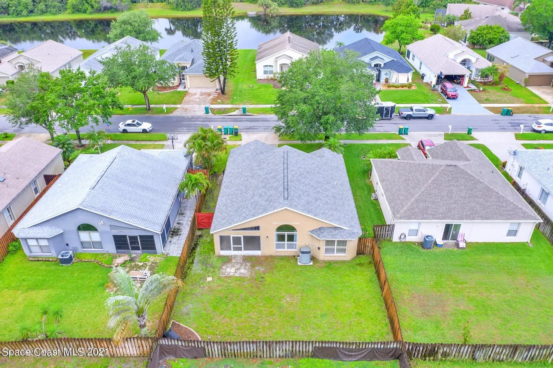 Photo of 8050 Bracken Lane
