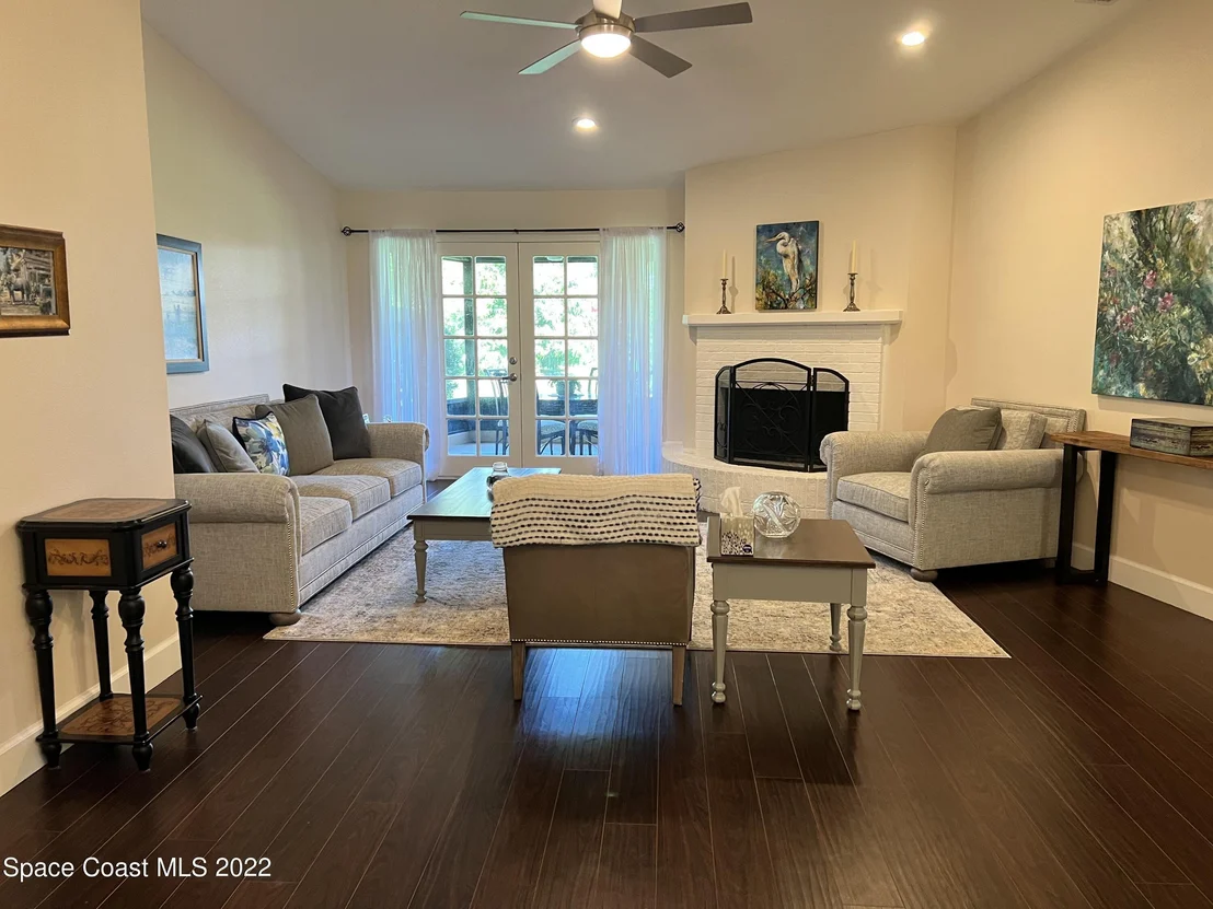 Photo of 2280 Hamlet Drive