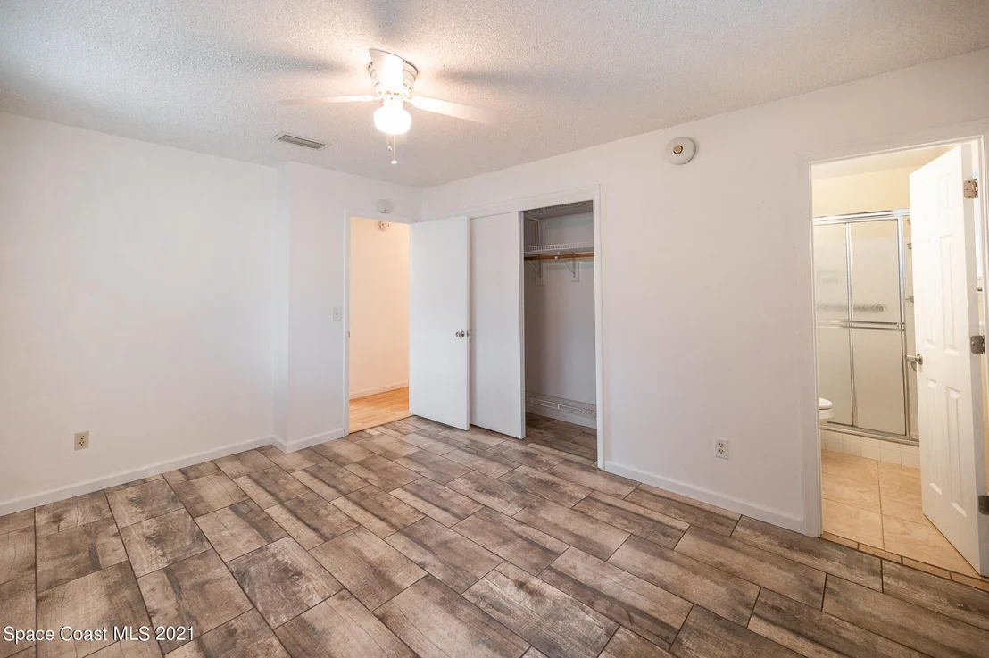 Photo of 1100 Madrid Road