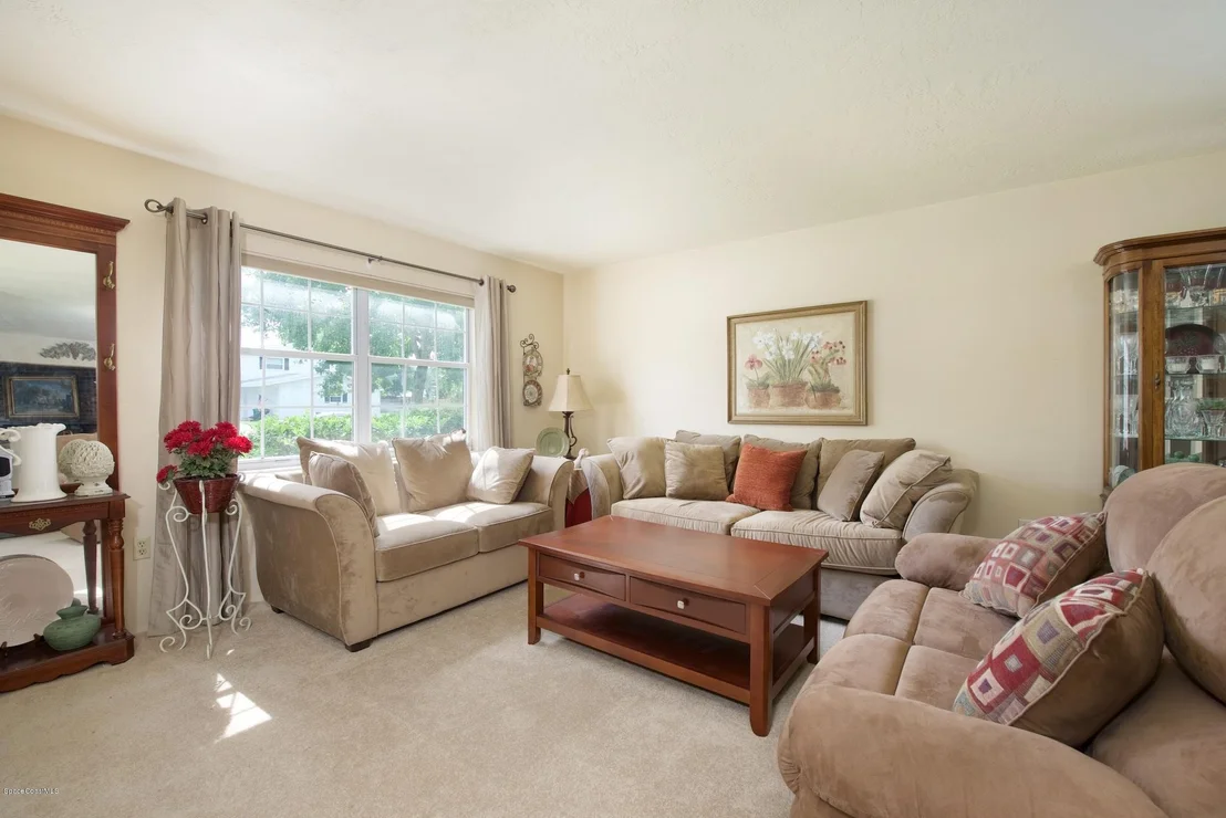 Photo of 3218 Kent Drive