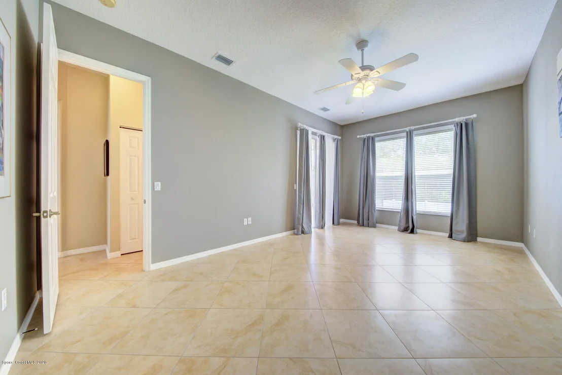 Photo of 4698 Alamanda Drive