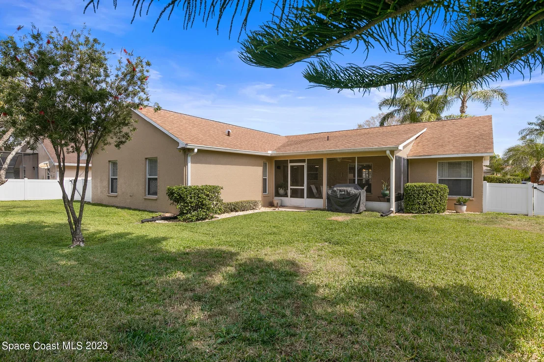 Photo of 969 Tamarind Circle