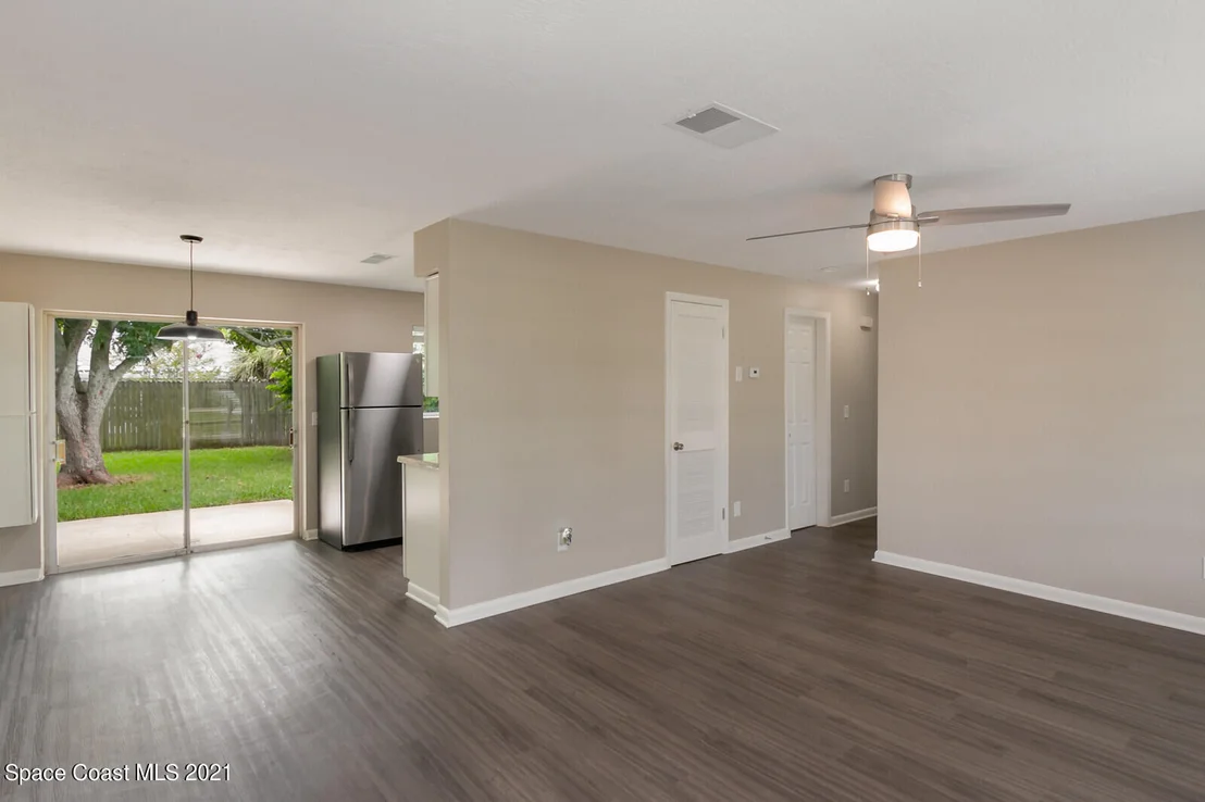 Photo of 1062 Macco Road