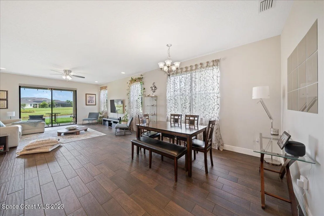 Photo of 7663 Poulicny Lane