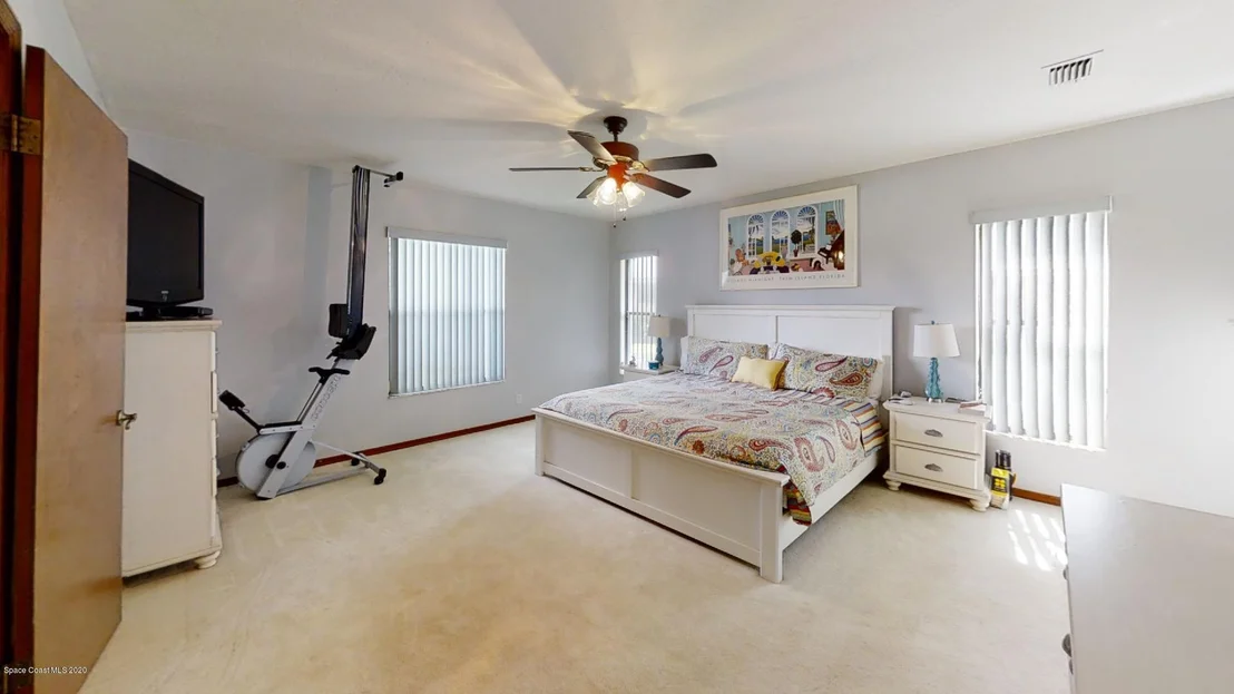 Photo of 1380 Silver Lake Drive