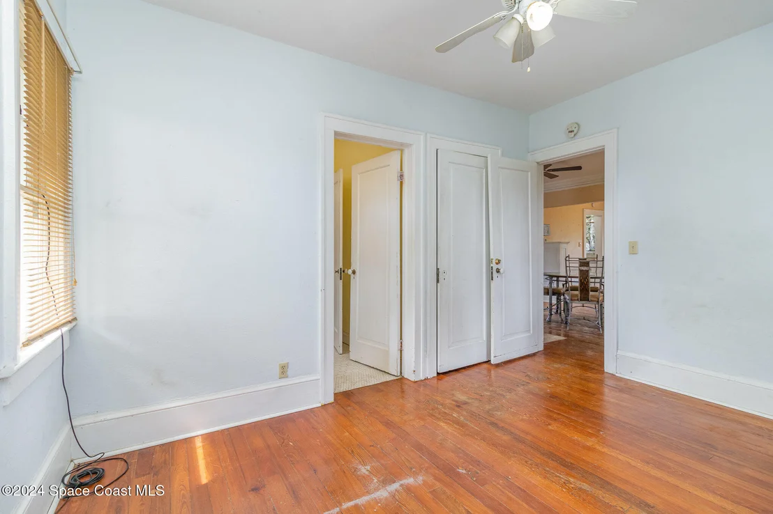 Photo of 1632 Water Drive NE