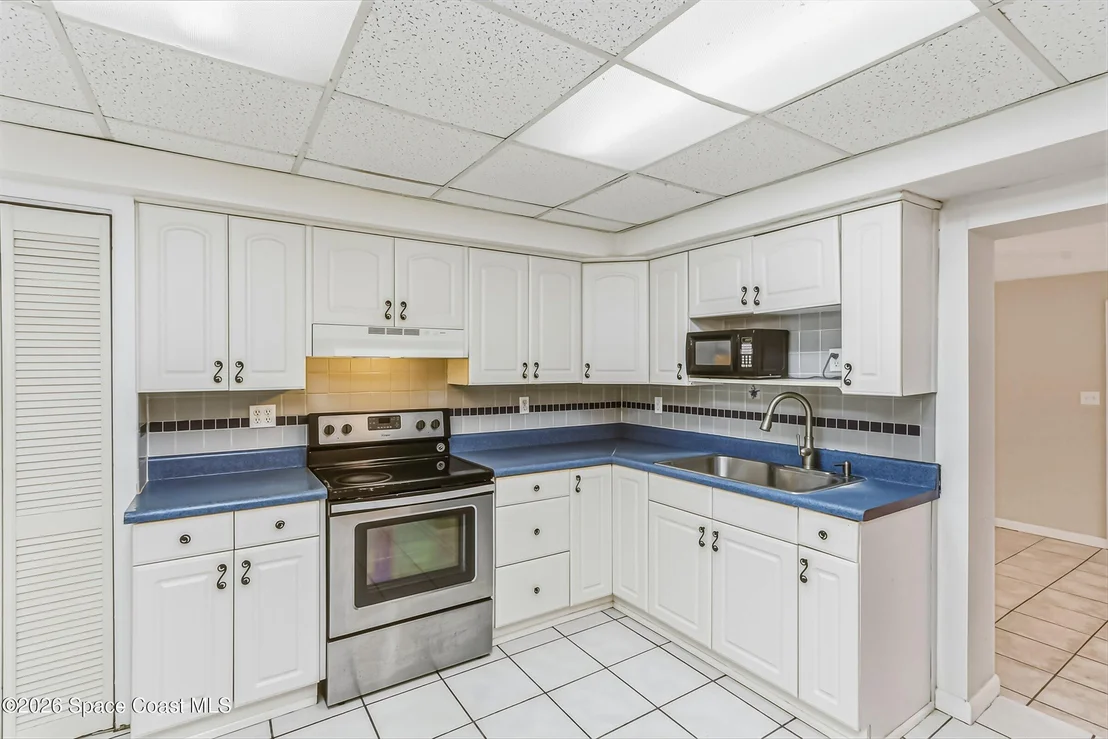 Photo of 545 Westminster Avenue