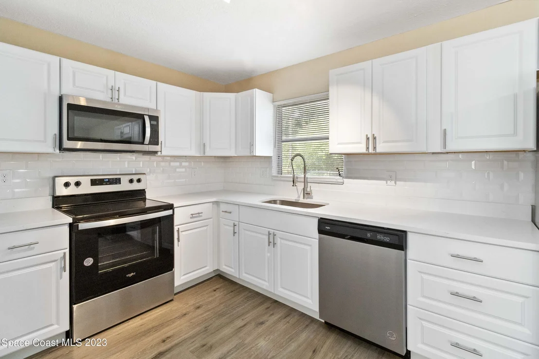 Photo of 719 Aurora Street