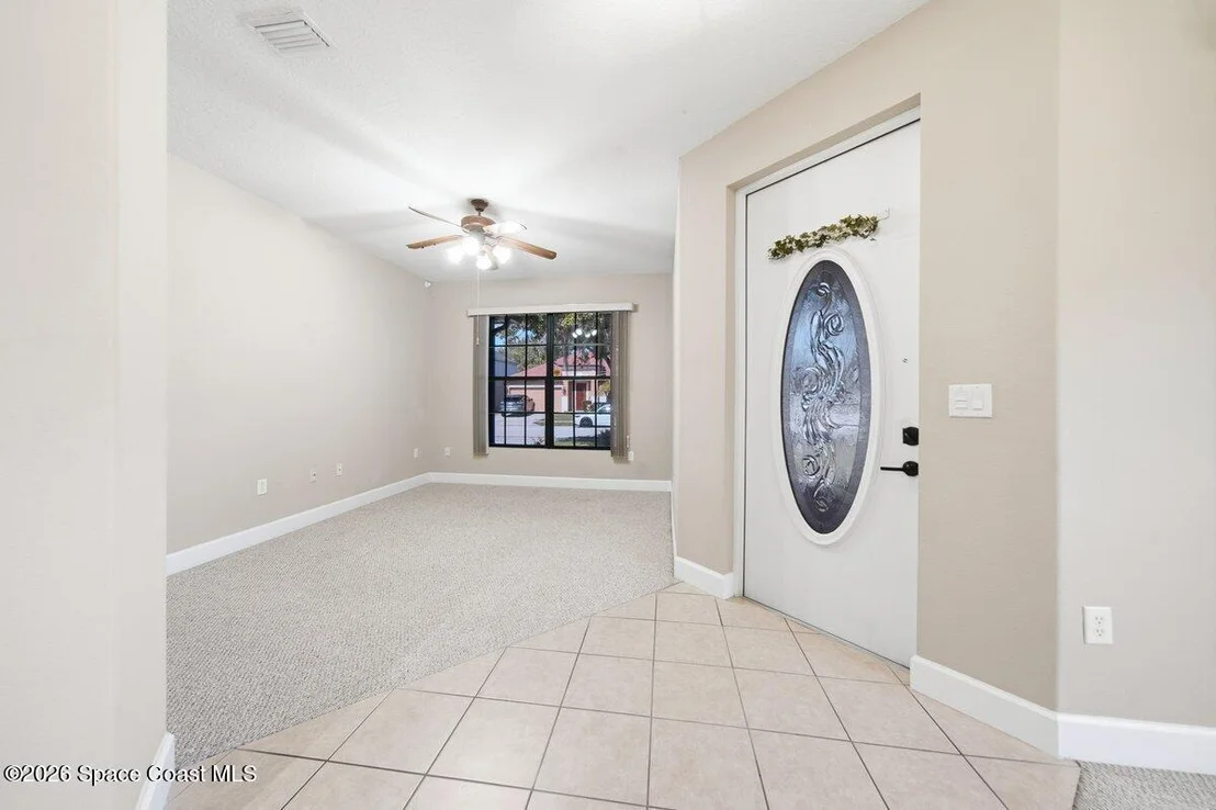 Photo of 594 Dryden Circle