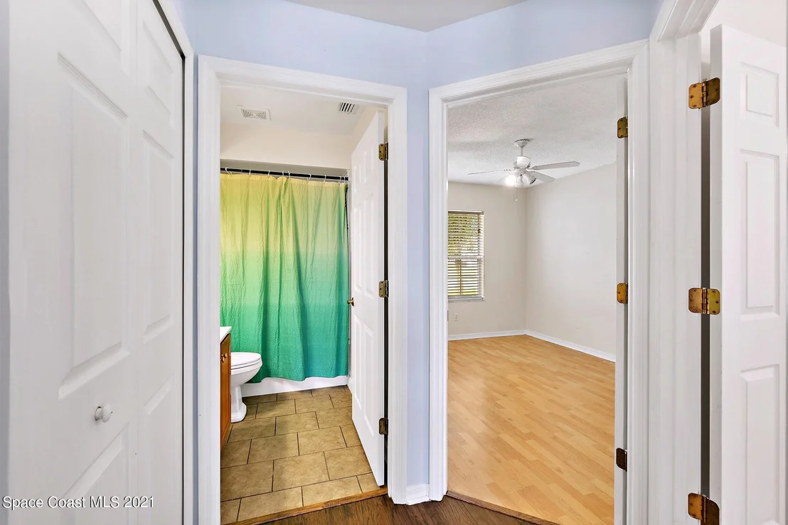Photo of 8050 Bracken Lane