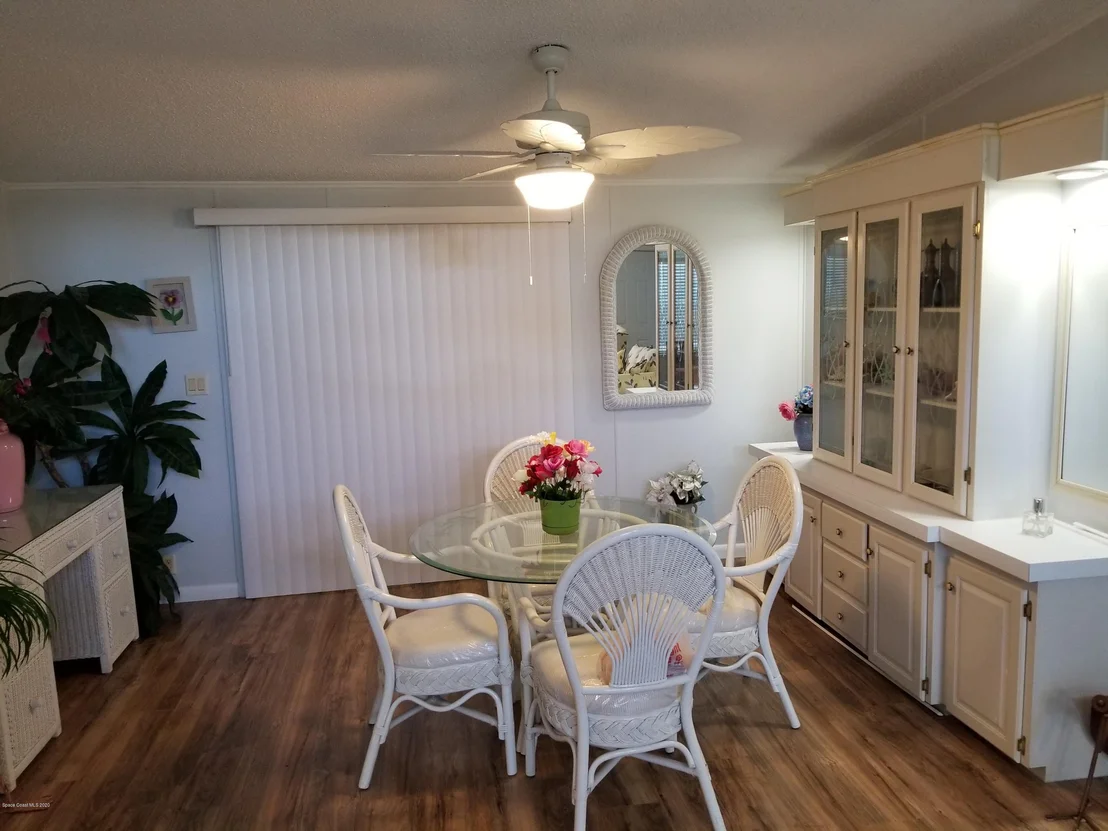 Photo of 905 Spruce Street