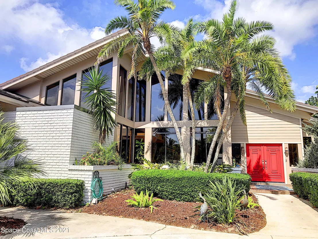 Photo of 242 River Walk Drive