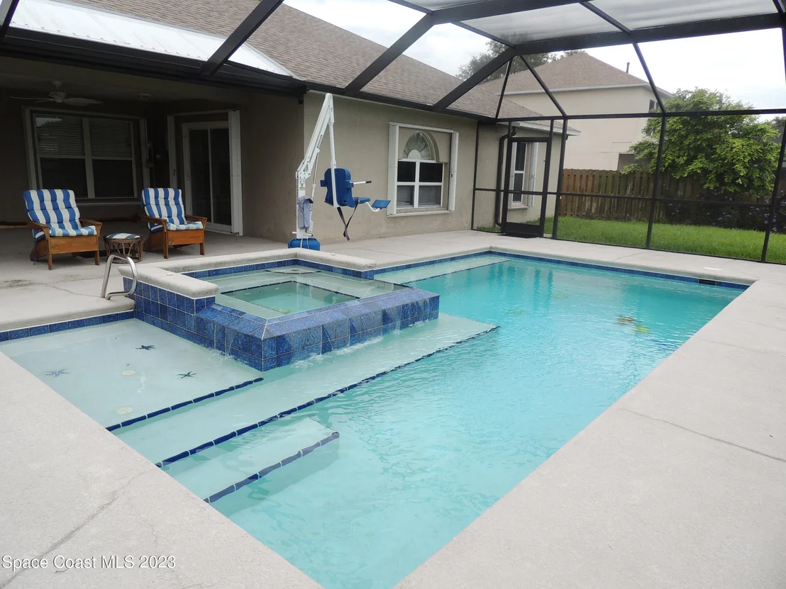 Photo of 294 Mcclain Drive
