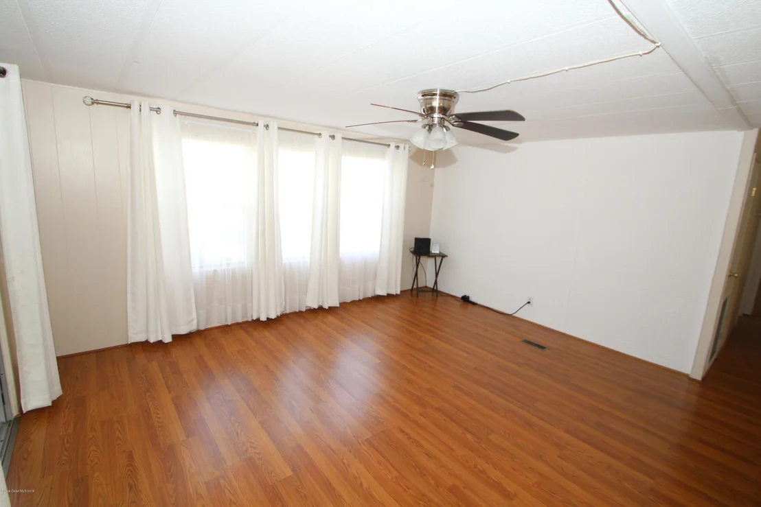 Photo of 513 Marnie Circle