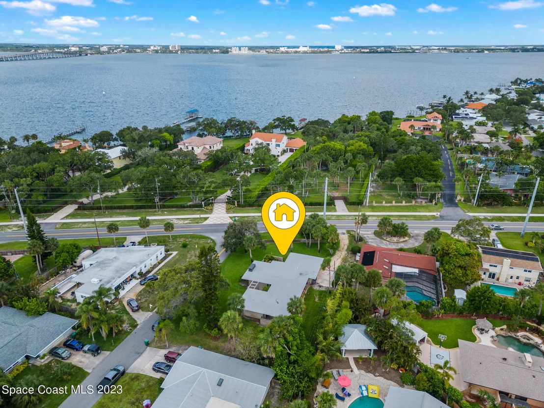 Photo of 598 Seabreeze Drive