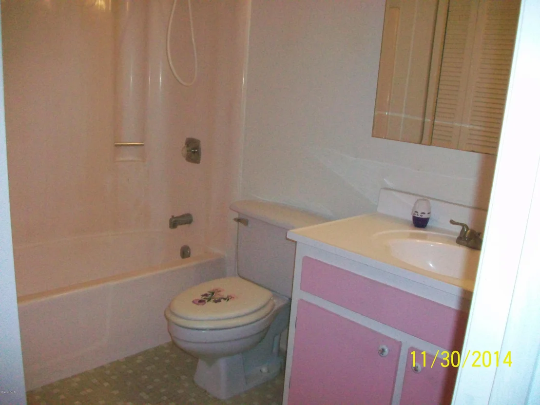 Photo of Unit 1213 at 305 Tangle Run Boulevard