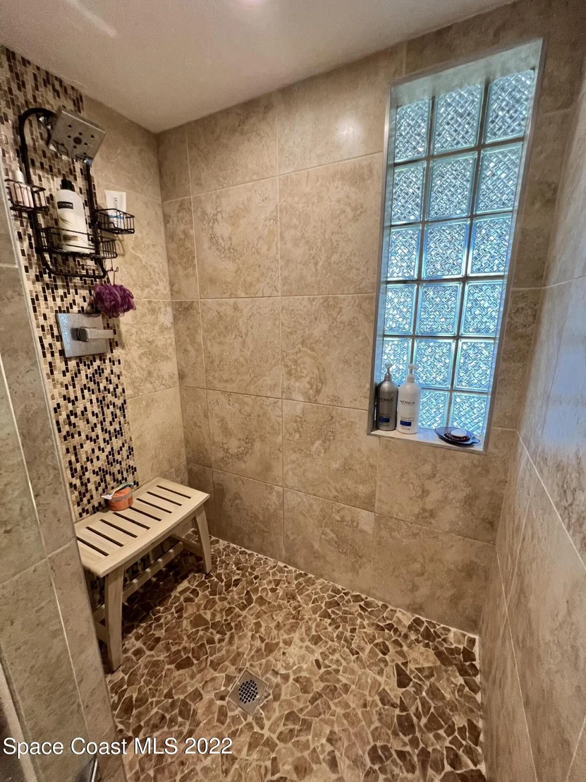 Photo of 2280 Hamlet Drive