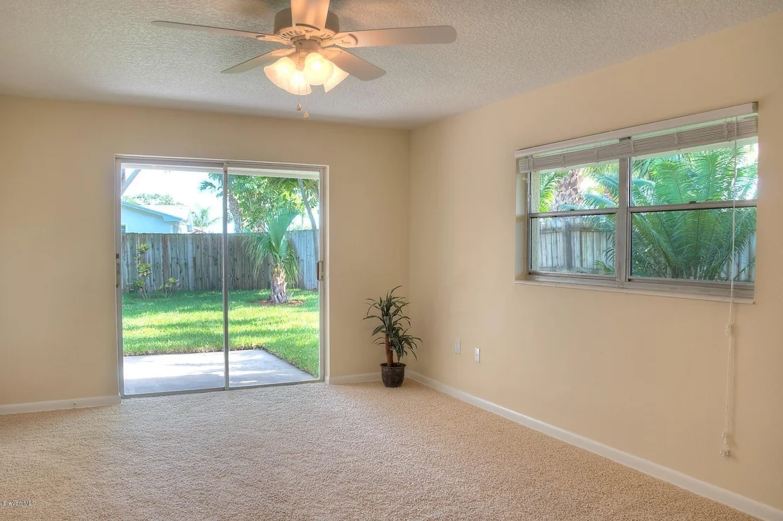 Photo of 400 Oak Ridge Drive
