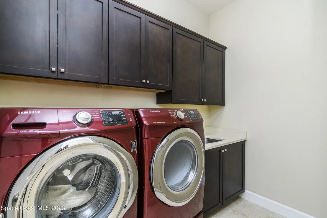 Photo of 814 Lorenza Place