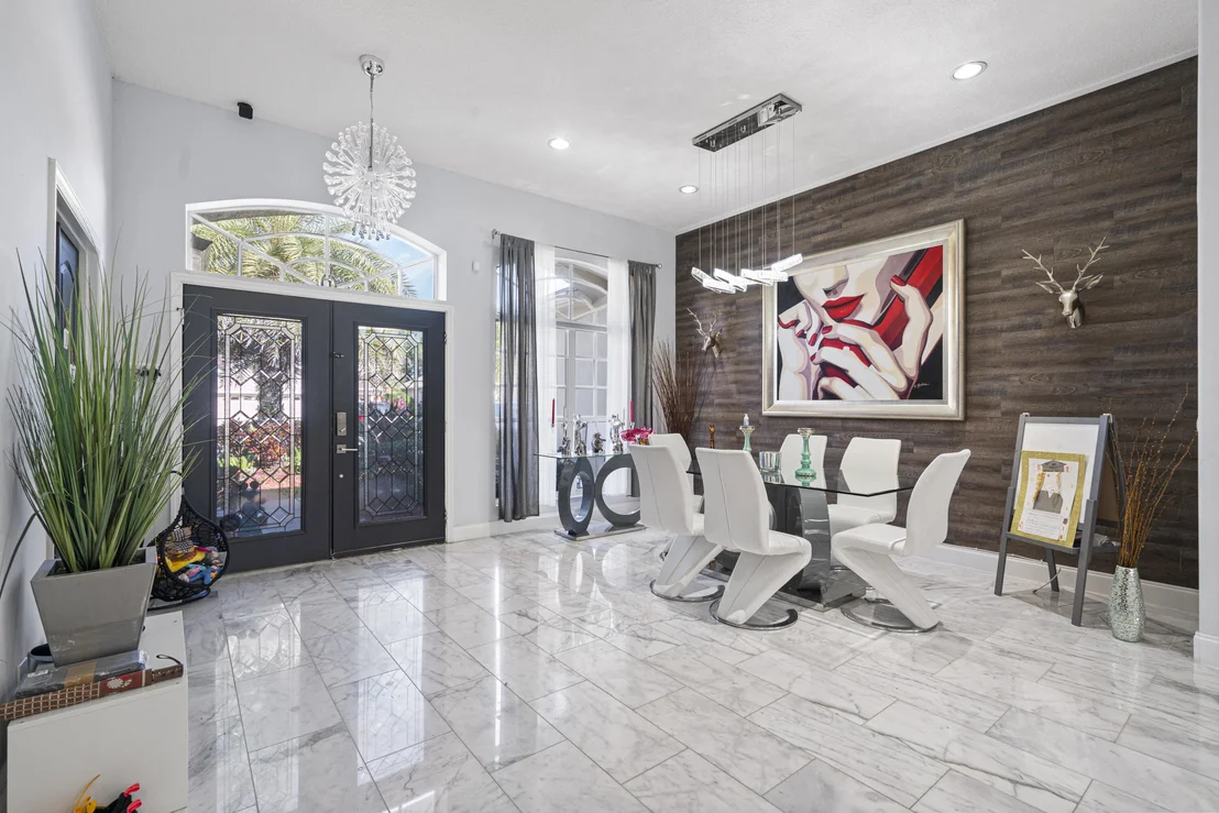 Photo of 712 Autumn Glen Drive