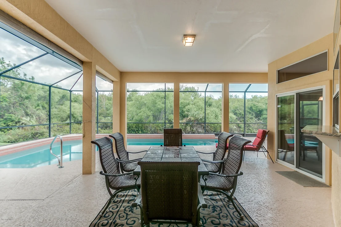 Photo of 4958 Alamanda Drive